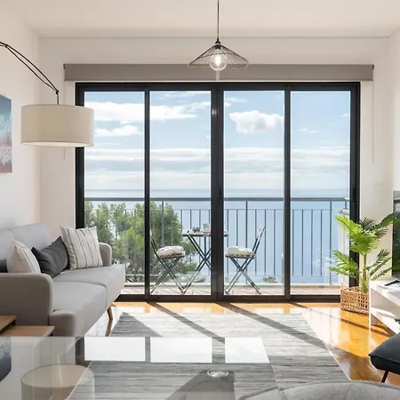 Apartment Blue Horizon By An Island