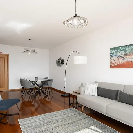 Blue Horizon By An Island * Nogueira (Madeira)